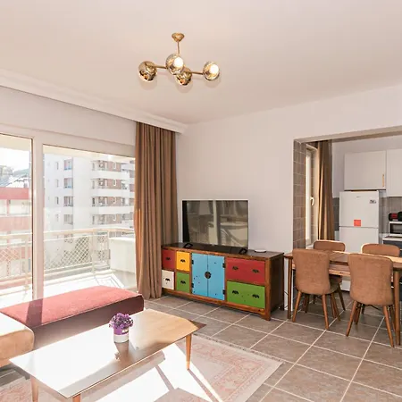 Lara Apartment
